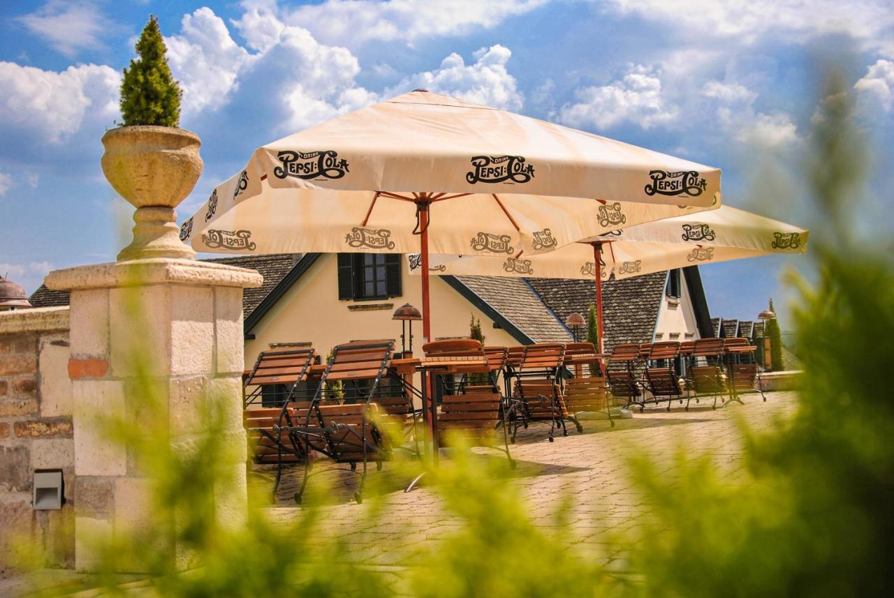 Hotel Takler Kúria Szekszárd Exterior foto